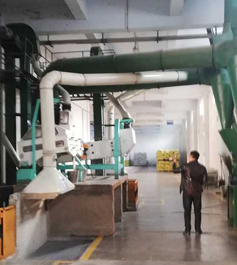 酒廠糧食清理設(shè)備安裝實(shí)景